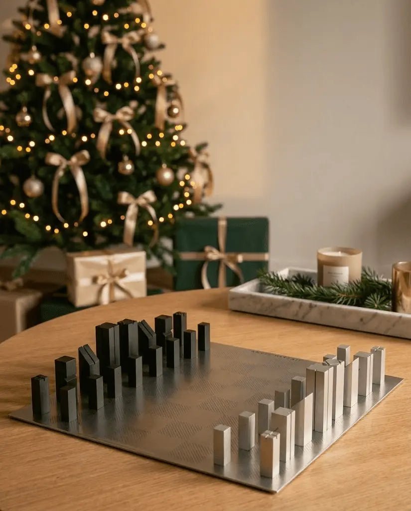 Idées cadeaux de Noël premium : le jeu d’échecs design en aluminium Angle Parfait - Angle Parfait